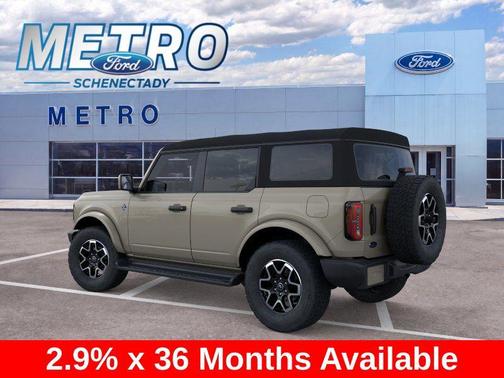 Desert Sand 2026 Ford Bronco Outer Banks