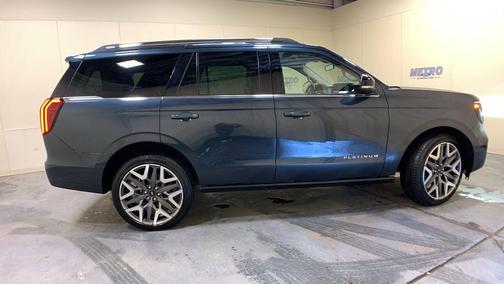 Blue Metallic 2025 Ford Expedition Platinum