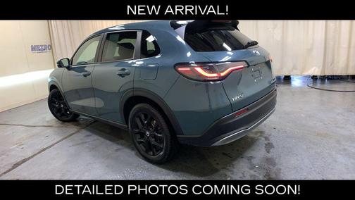 Green 2025 Honda HR-V Sport