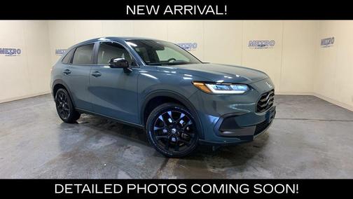 Green 2025 Honda HR-V Sport