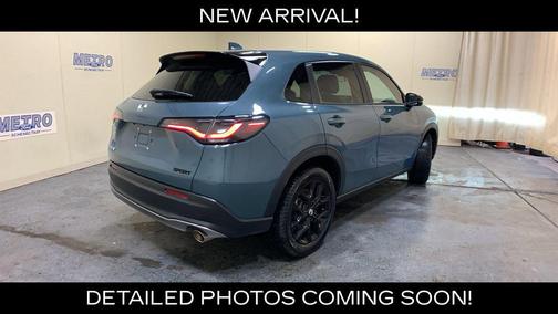 Green 2025 Honda HR-V Sport