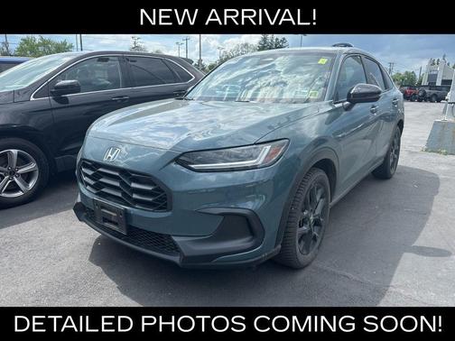 Green 2025 Honda HR-V Sport