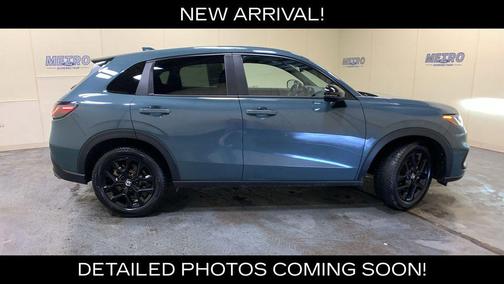 Green 2025 Honda HR-V Sport