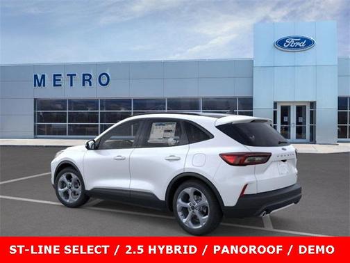 2025 Ford Escape ST-Line Select