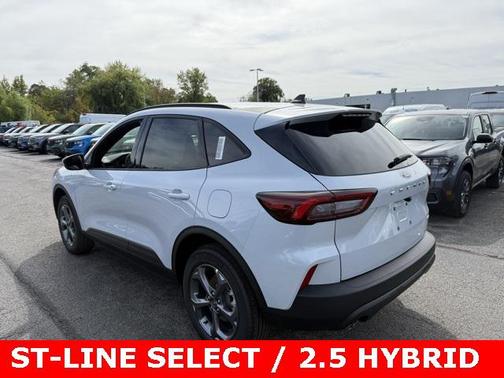 2025 Ford Escape ST-Line Select