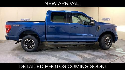 Blue Metallic 2022 Ford F-150 XLT