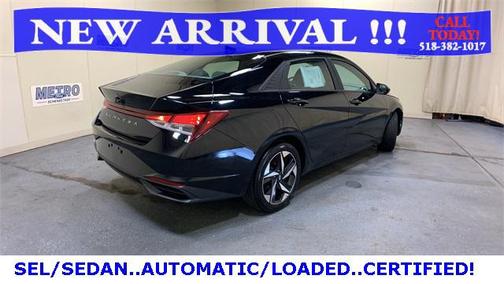 2023 Hyundai ELANTRA SEL