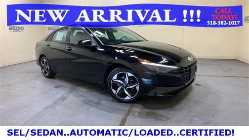 2023 Hyundai ELANTRA SEL