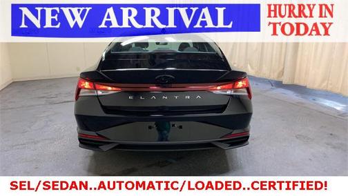 2023 Hyundai ELANTRA SEL