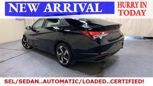 2023 Hyundai ELANTRA SEL