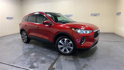 2023 Ford Escape Platinum