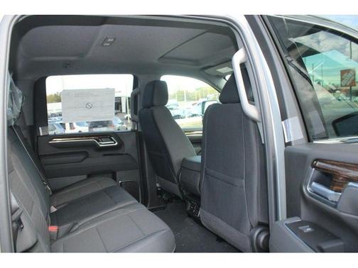 2026 GMC Sierra 3500 SLE