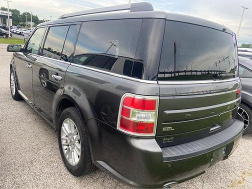 Magnetic Metallic 2018 Ford Flex SEL