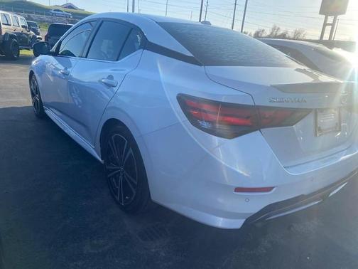 2021 Nissan Sentra SR