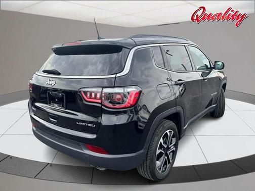 Diamond Black 2022 Jeep Compass Limited