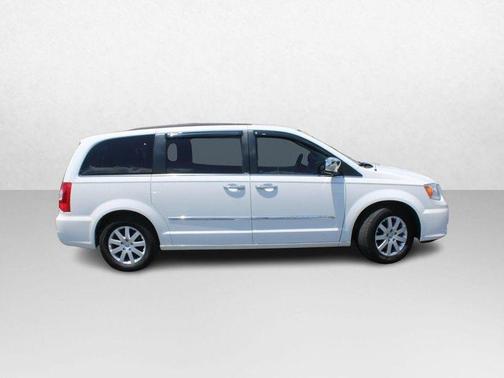 2012 Chrysler Town & Country Touring-L