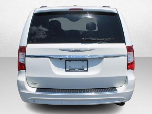 2012 Chrysler Town & Country Touring-L