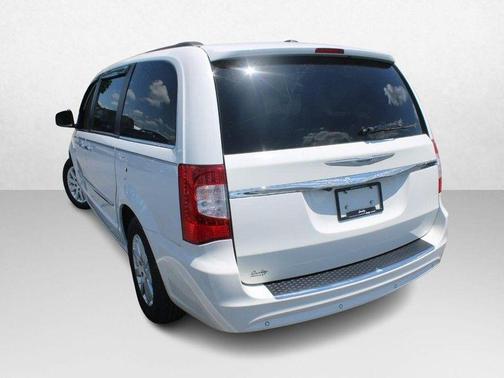 2012 Chrysler Town & Country Touring-L