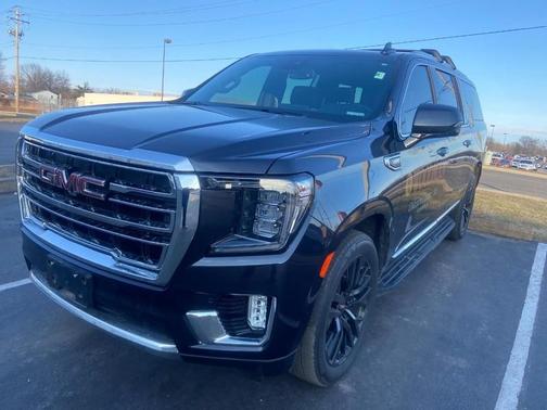2023 GMC Yukon XL SLT