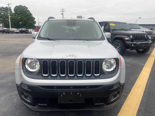 Glacier Metallic 2016 Jeep Renegade Latitude