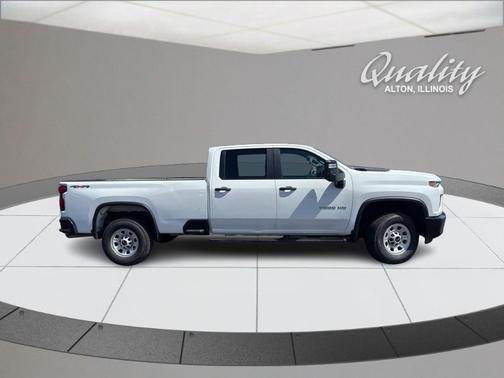 Summit White 2023 Chevrolet Silverado 2500 Custom