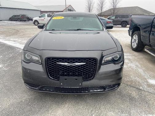 2019 Chrysler 300 Touring