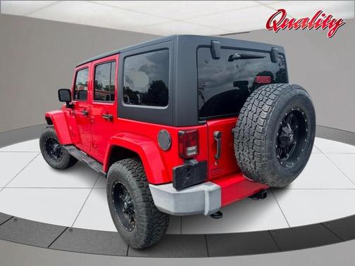 Firecracker Red Clearcoat 2018 Jeep Wrangler JK Unlimited Sahara