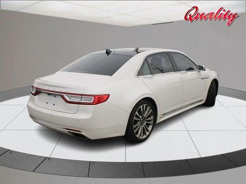 2018 Lincoln Continental Select