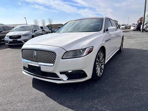 2018 Lincoln Continental Select