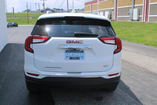 2024 GMC Terrain SLT