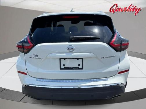 White 2019 Nissan Murano Platinum