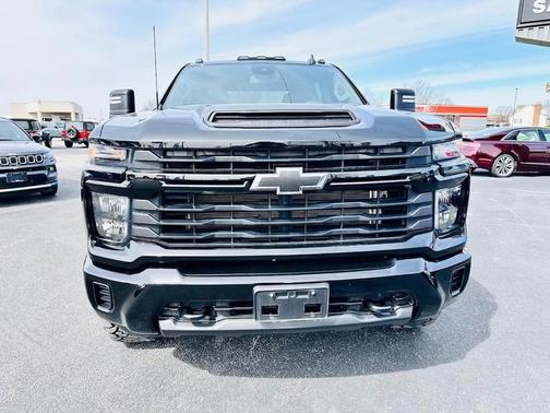 2024 Chevrolet Silverado 2500 Custom