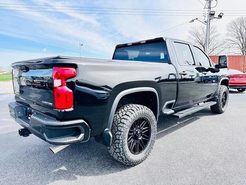 2024 Chevrolet Silverado 2500 Custom