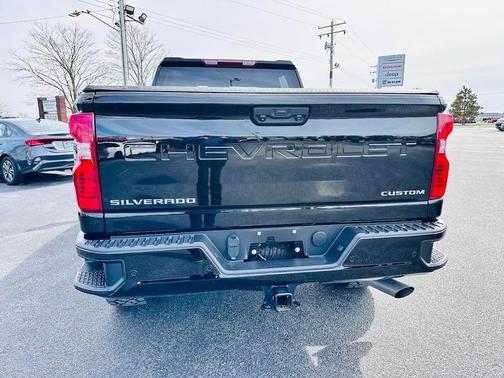2024 Chevrolet Silverado 2500 Custom