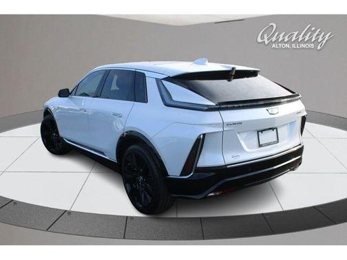 2023 Cadillac LYRIQ Luxury