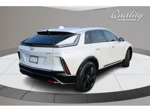 2023 Cadillac LYRIQ Luxury