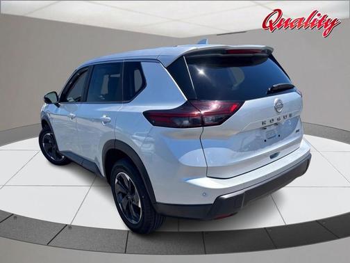 Brilliant Silver Metallic 2025 Nissan Rogue SV