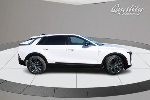 2024 Cadillac LYRIQ Sport