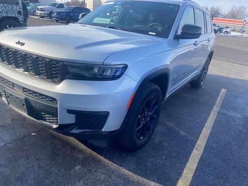 2024 Jeep Grand Cherokee L Laredo
