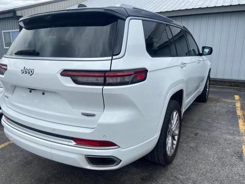 Bright White Clearcoat 2024 Jeep Grand Cherokee L Summit