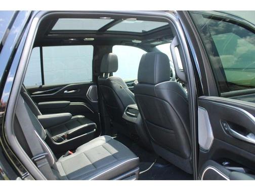 2022 Cadillac Escalade Sport