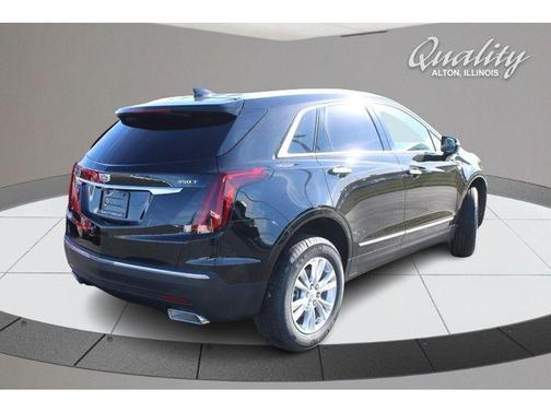 2026 Cadillac XT5 Luxury