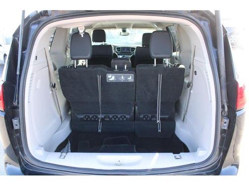 2019 Chrysler Pacifica Touring-L