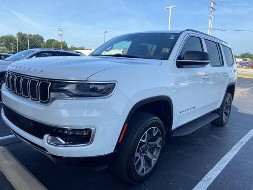 Bright White Clearcoat 2024 Jeep Wagoneer Series III
