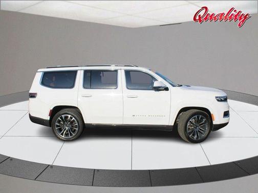 2022 Jeep Grand Wagoneer Series III