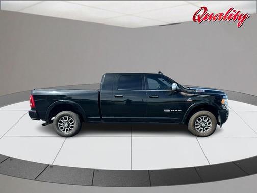 Diamond Black 2022 RAM 2500 Longhorn
