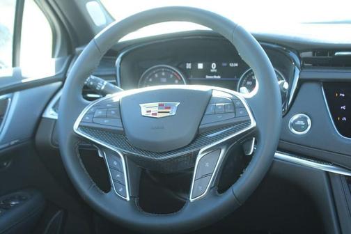 2026 Cadillac XT5 Sport