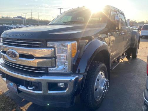 2017 Ford F-450 Lariat