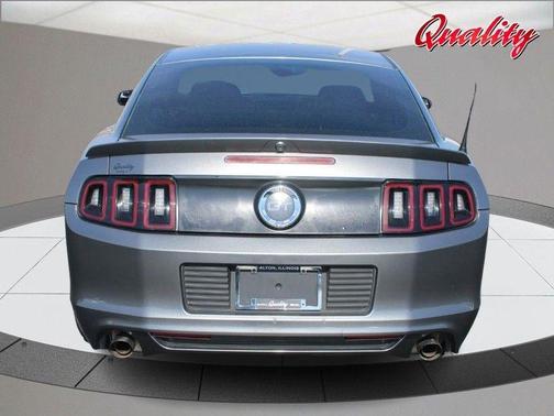 2014 Ford Mustang V6
