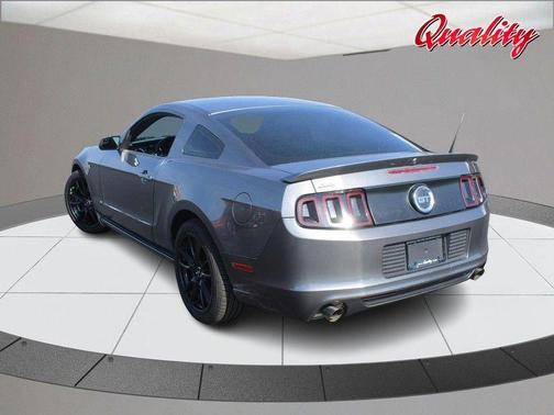 2014 Ford Mustang V6